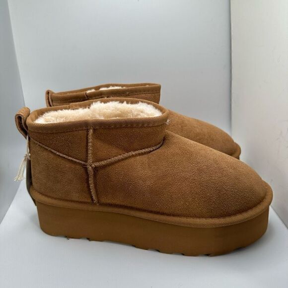 CUSHIONAIRE Shoes - CUSHIONAIRE Women's Genuine Suede pull on platform boot +Memory Foam 9 CHESTNUT